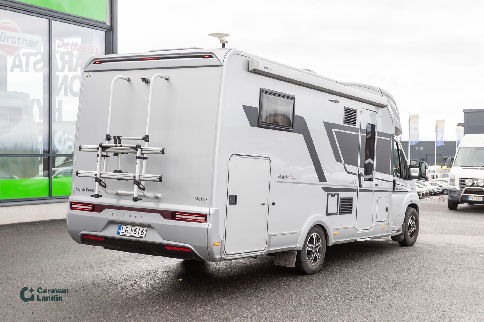 Adria Matrix Supreme 670 SC 2.2 Mjet 160hv ** ALDE, SAAREKEVUODE, SÄHKÖ-HUBBET, 2X ILMASTOINTI **, kuva 3