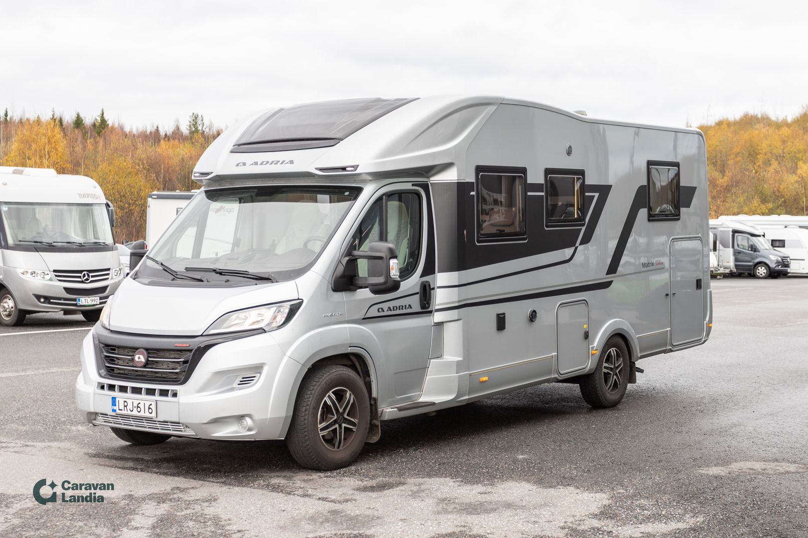 Adria Matrix Supreme 670 SC 2.2 Mjet 160hv ** ALDE, SAAREKEVUODE, SÄHKÖ-HUBBET, 2X ILMASTOINTI **, kuva 5