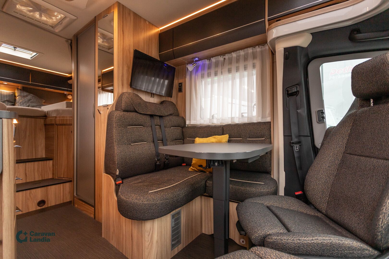 Hymer MLT 570 CrossOver 416 CDI ** TRUMA-SÄHKÖPATRUUNA, ERILLISVUOTEET, NELIVETO, AUTOMAATTI, AURINKOPANEELI **, kuva 9