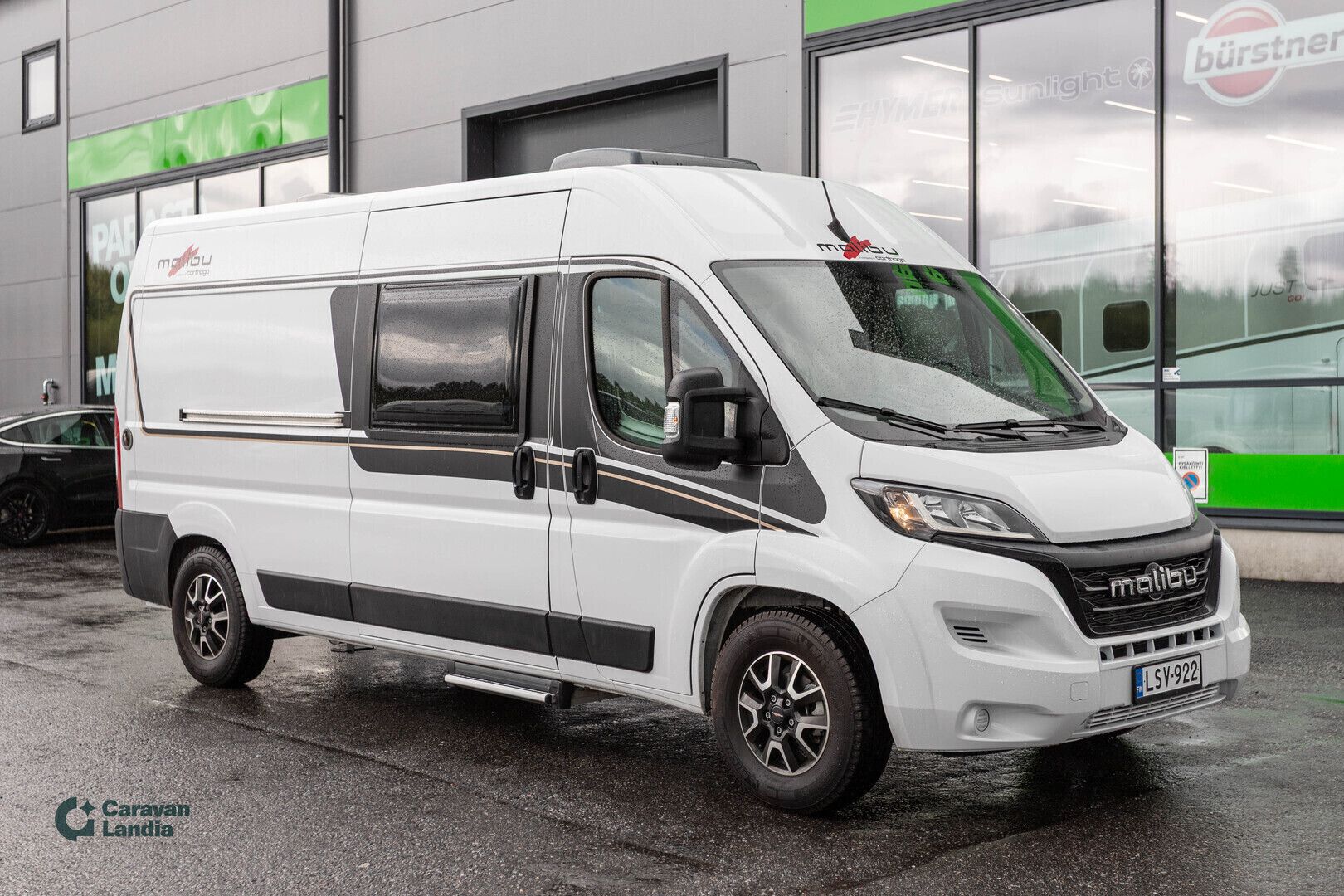 Carthago Malibu Van 600 140hv **VÄHÄN AJETTU, TRUMA, TODELLA NÄYTTÄVÄ, ERIKOISVANTEET**, kuva 1