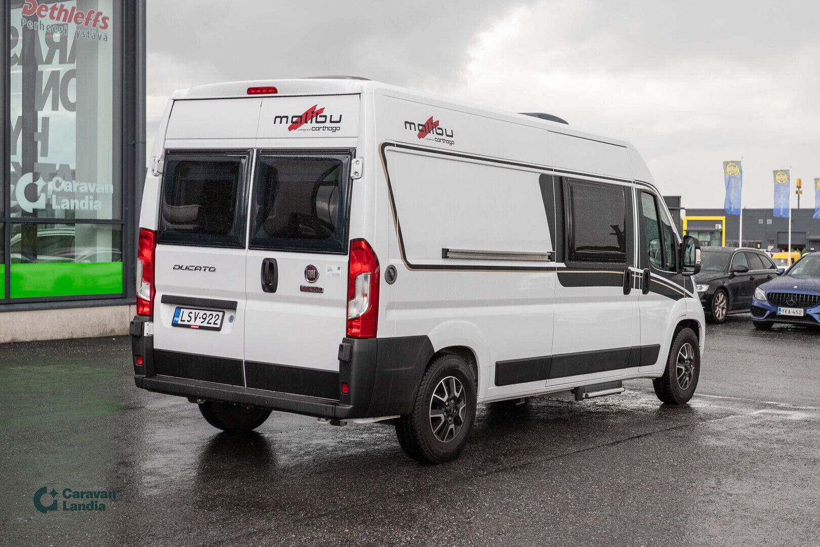 Carthago Malibu Van 600 140hv **VÄHÄN AJETTU, TRUMA, TODELLA NÄYTTÄVÄ, ERIKOISVANTEET**, kuva 3