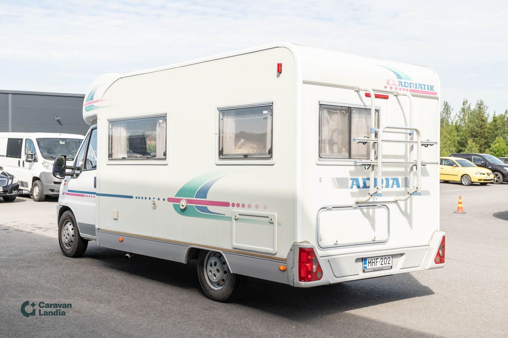 Adria 590 DS 2.8 JTD 130hv ** TRUMA, PITKITTÄINEN-PARIVUODE, MARKIISI **, kuva 4