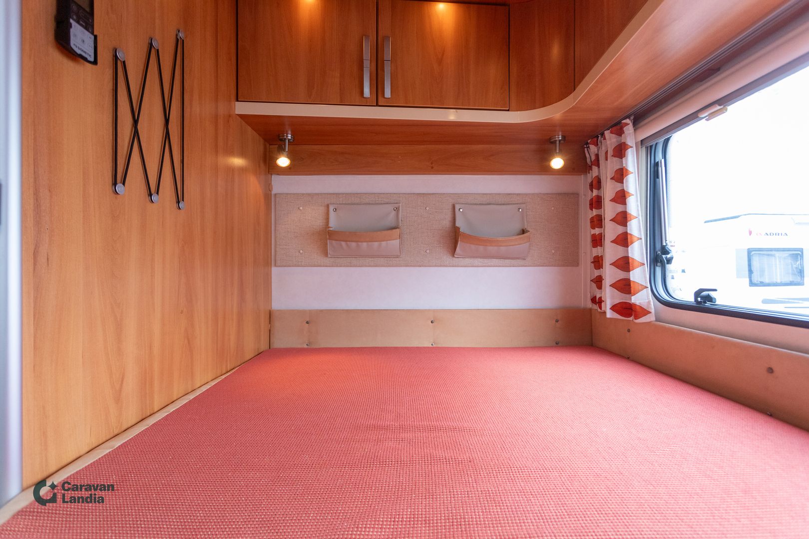 Hymer Tramp 552 CL 140hv **2xILMASTOINTI, PARIVUODE-PITKITTÄIN, MARKIISI, TAKATALLI**, kuva 18