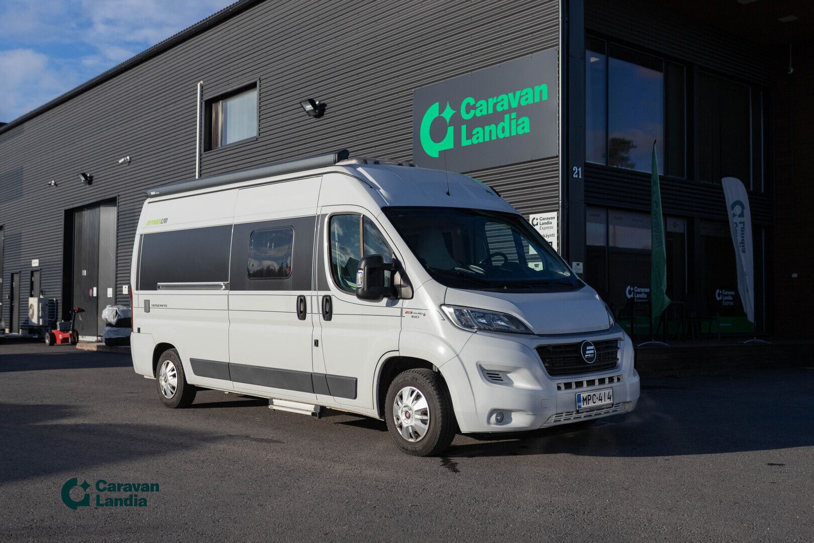 Hymer YOSEMITE 2.3 Mjet 150hv ** VETOKOUKKU, PYÖRÄTELINE, ERILLISVUOTEET **, kuva 1