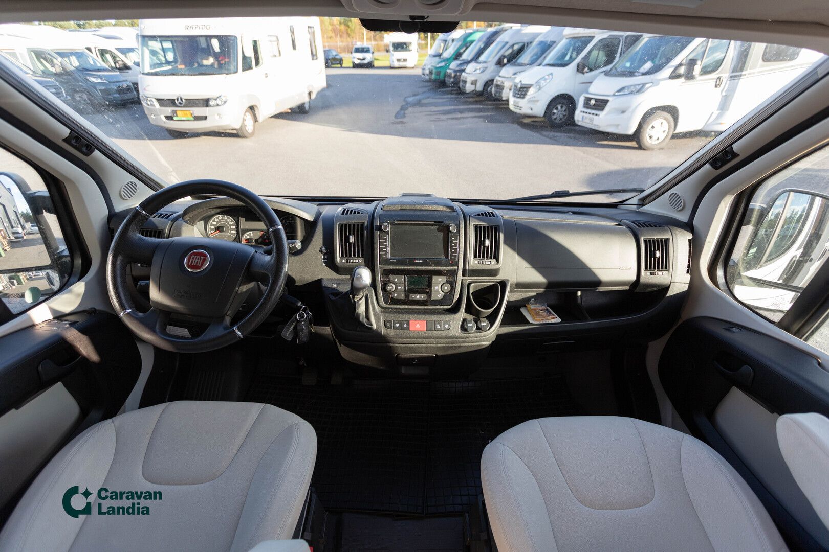 Hymer YOSEMITE 2.3 Mjet 150hv ** VETOKOUKKU, PYÖRÄTELINE, ERILLISVUOTEET **, kuva 5