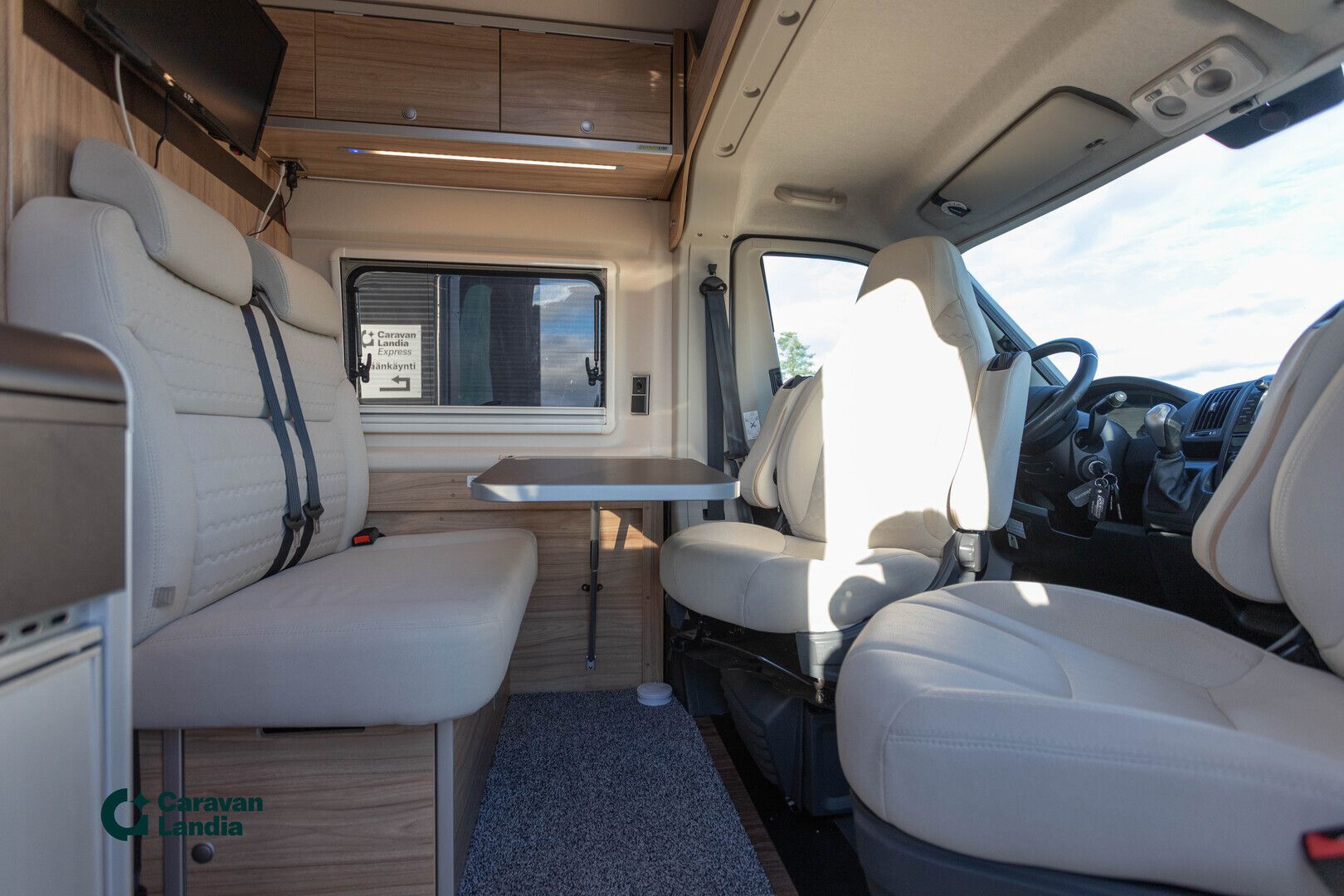 Hymer YOSEMITE 2.3 Mjet 150hv ** VETOKOUKKU, PYÖRÄTELINE, ERILLISVUOTEET **, kuva 7