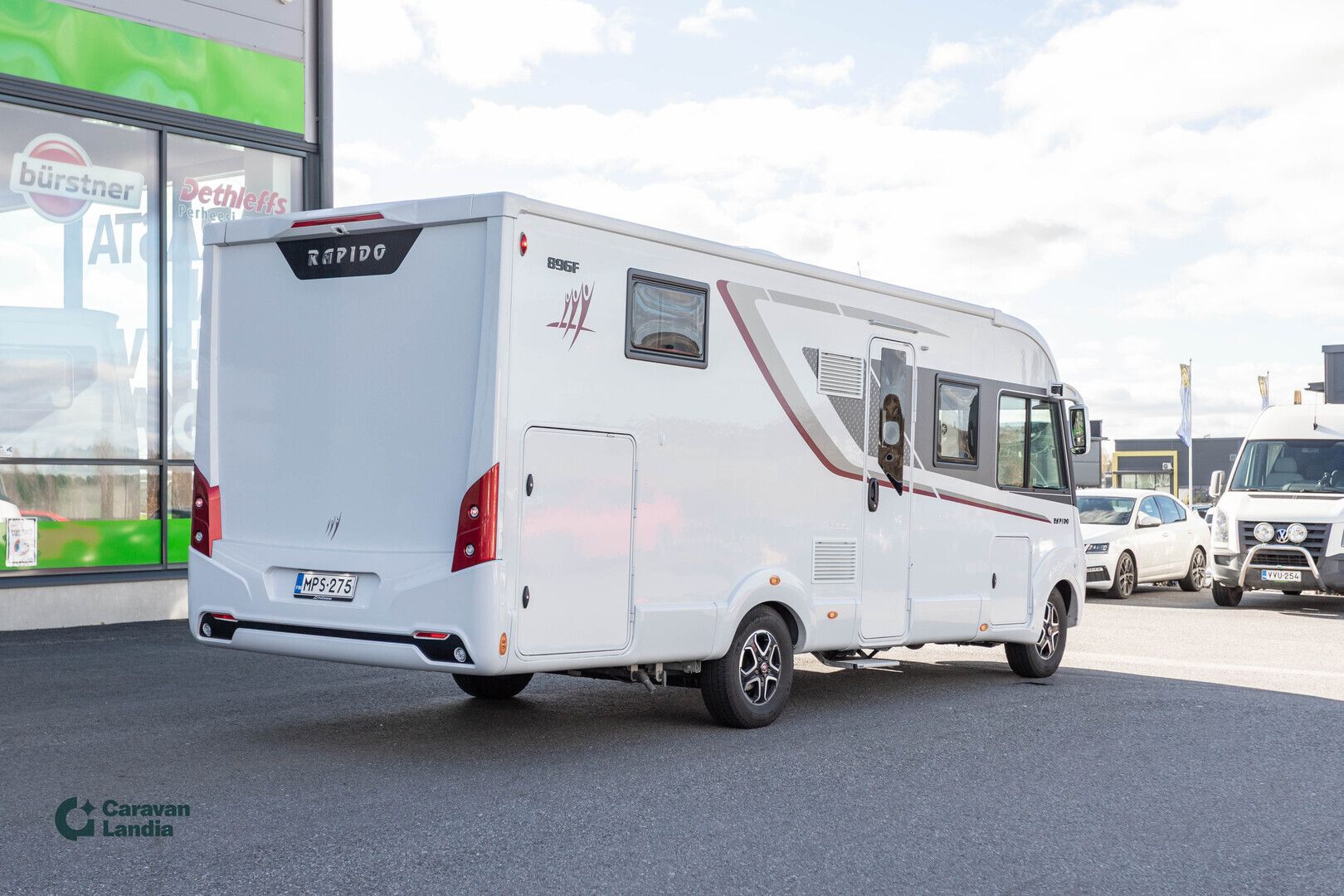 Rapido 896F 2.2 Mjet 180hv ** TRUMA-SÄHKÖPATRUUNA, SAAREKEVUODE, AURINKOPANEELI, AUTOMAATTI **, kuva 3