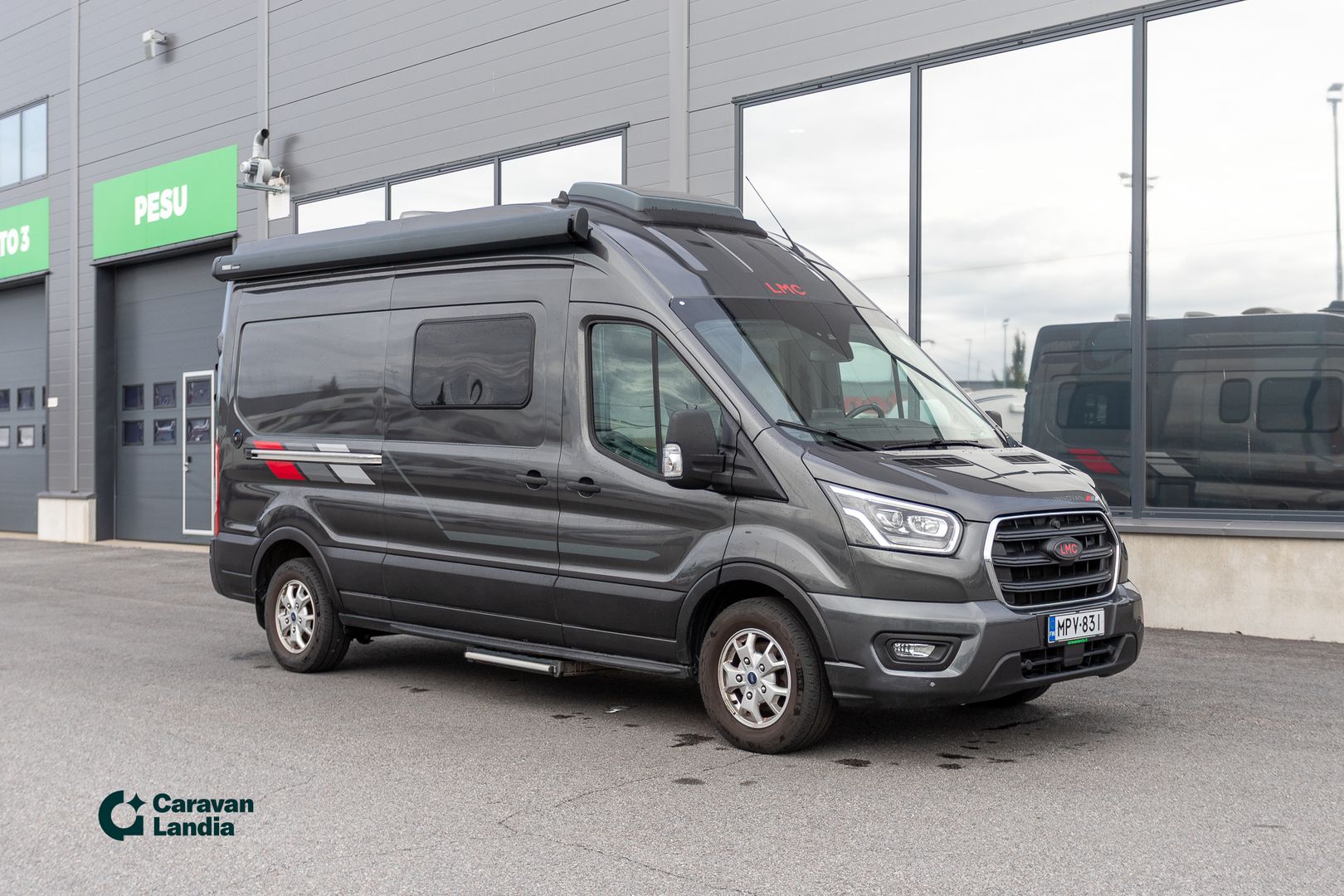 Lmc Innovan 2.0 EcoBlue 130 hv **TRUMA, PARIVUODE, MARKIISI, VETOKOUKKU **, kuva 1