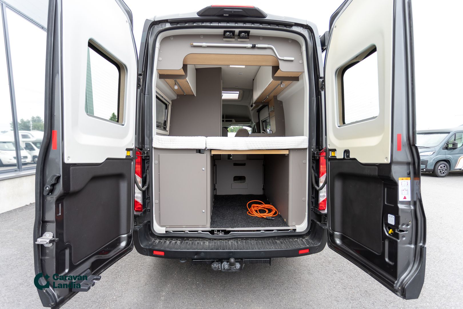 Lmc Innovan 2.0 EcoBlue 130 hv **TRUMA, PARIVUODE, MARKIISI, VETOKOUKKU **, kuva 24