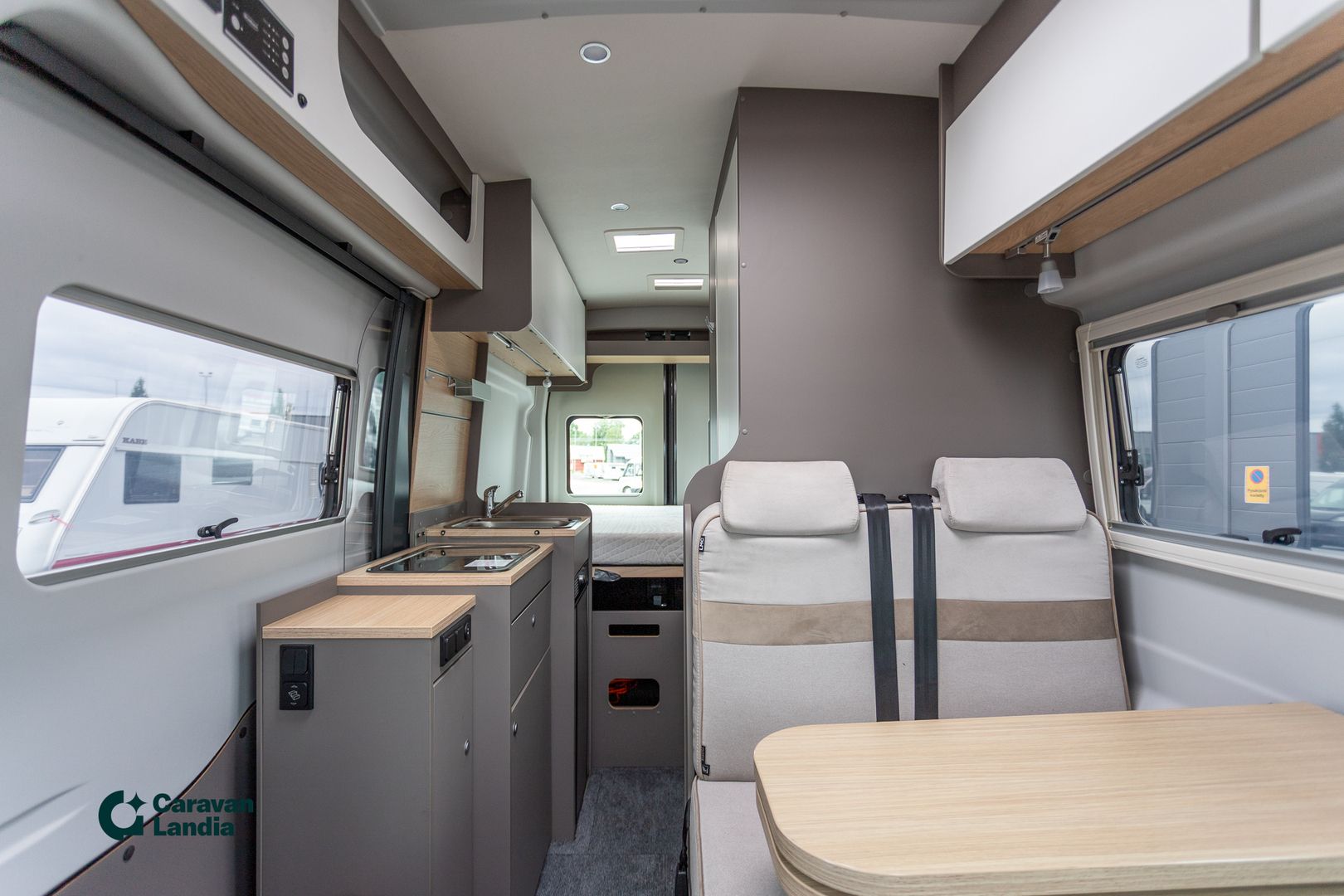 Lmc Innovan 2.0 EcoBlue 130 hv **TRUMA, PARIVUODE, MARKIISI, VETOKOUKKU **, kuva 7