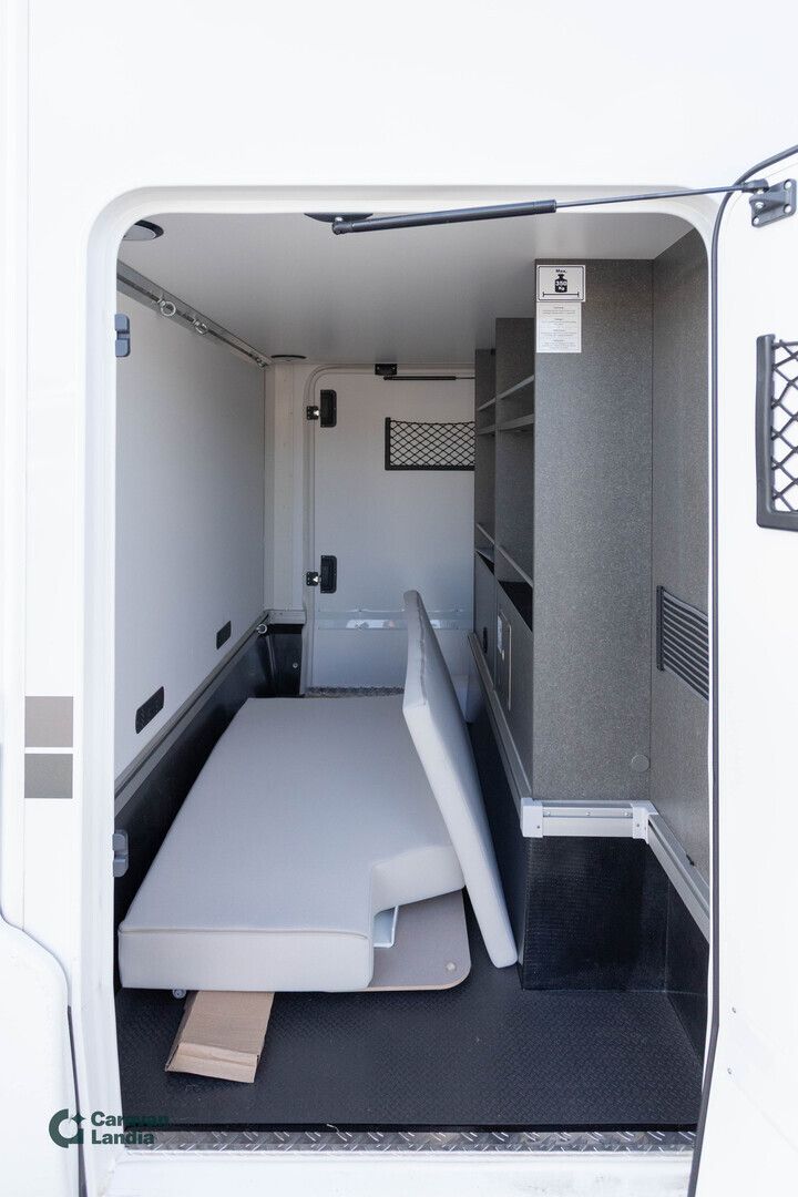 Hymer ML-T 570 Xperience 417 CDI 170hv ** DIESEL-TRUMA, ERILLISVUOTEET, AUTOMAATTI **, kuva 28