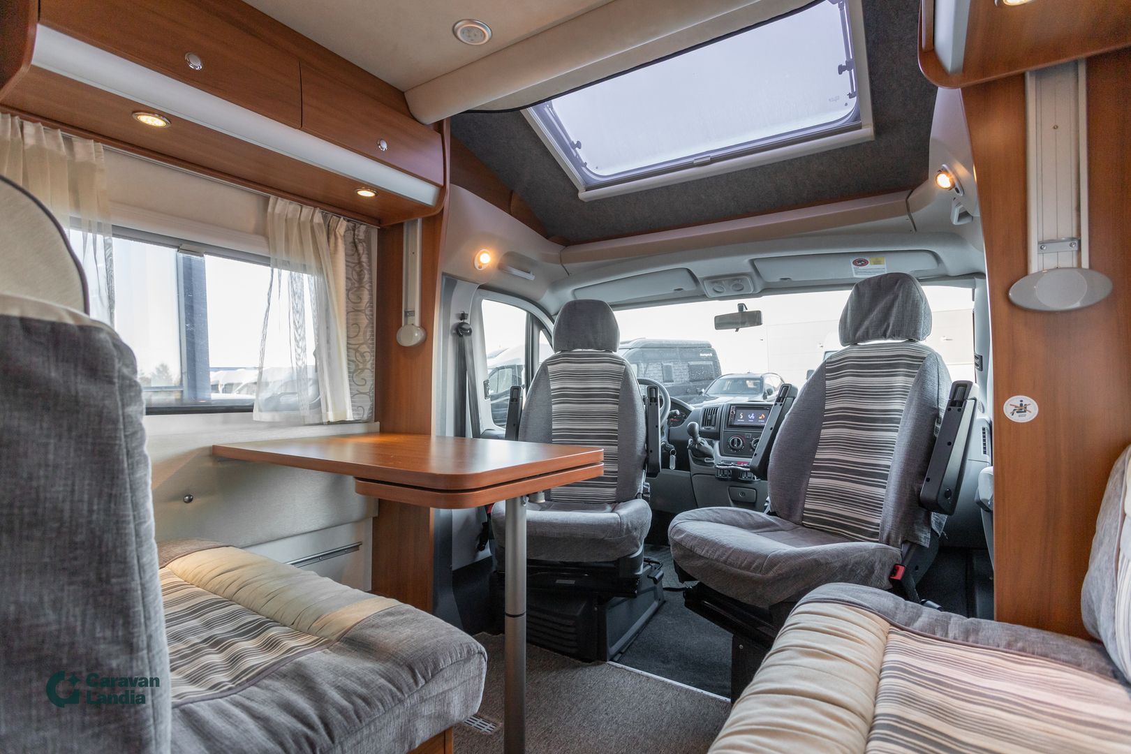 Knaus Sky Wave 700 MG 2.3 Mjet 130hv ** ALDE, SAAREKEVUODE, HUBBET-YLÄVUODE, 2X ILMASTOINTI **, kuva 11