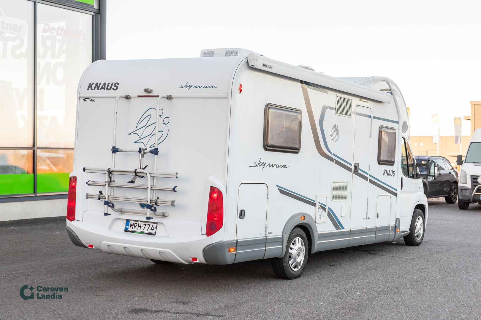 Knaus Sky Wave 700 MG 2.3 Mjet 130hv ** ALDE, SAAREKEVUODE, HUBBET-YLÄVUODE, 2X ILMASTOINTI **, kuva 3