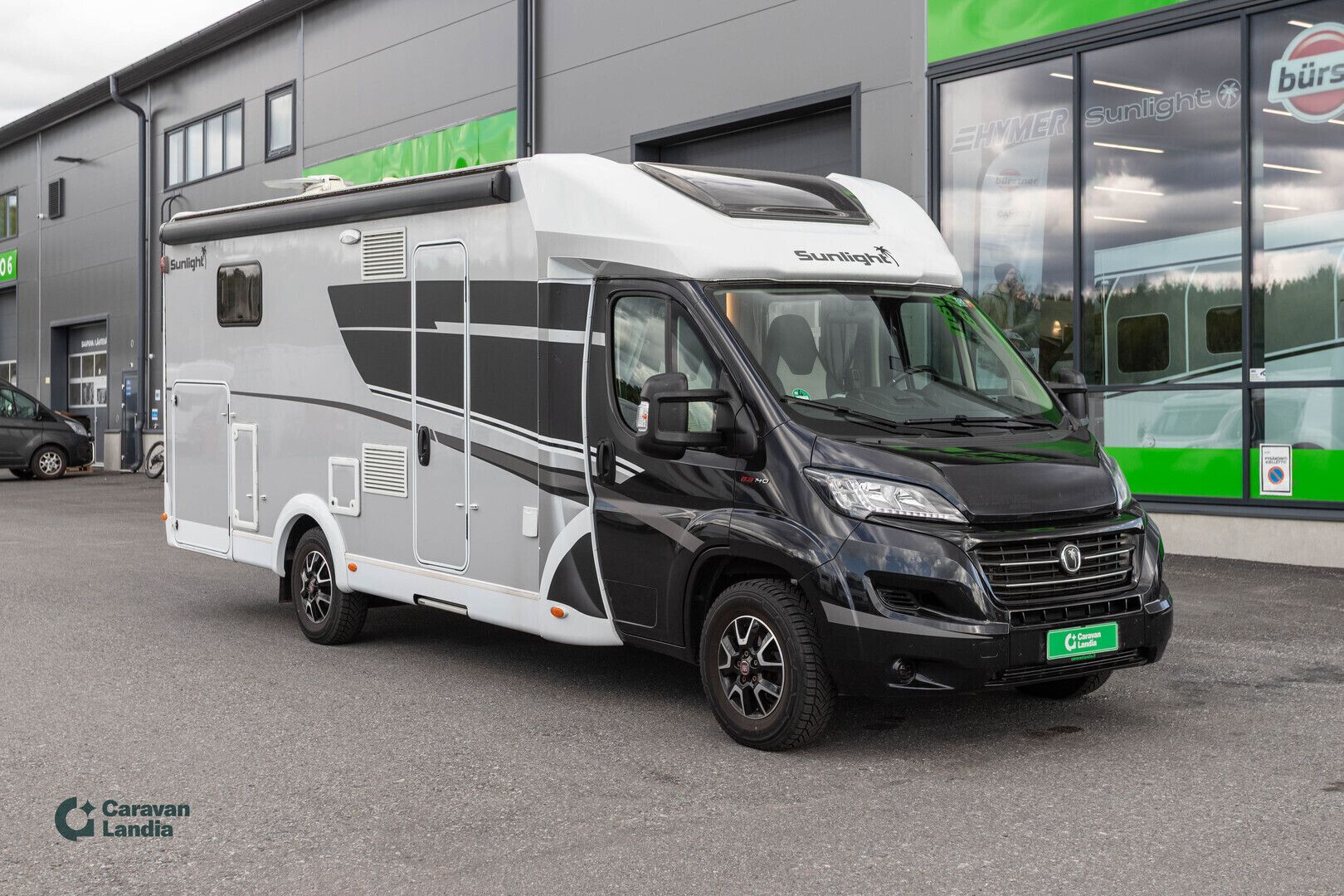 Sunlight Adventure Edition T 68 2.3 Mjet 140hv ** TRUMA-TALVIPAKETTI, ERILLISVUOTEET, LASKUVUODE **, kuva 1