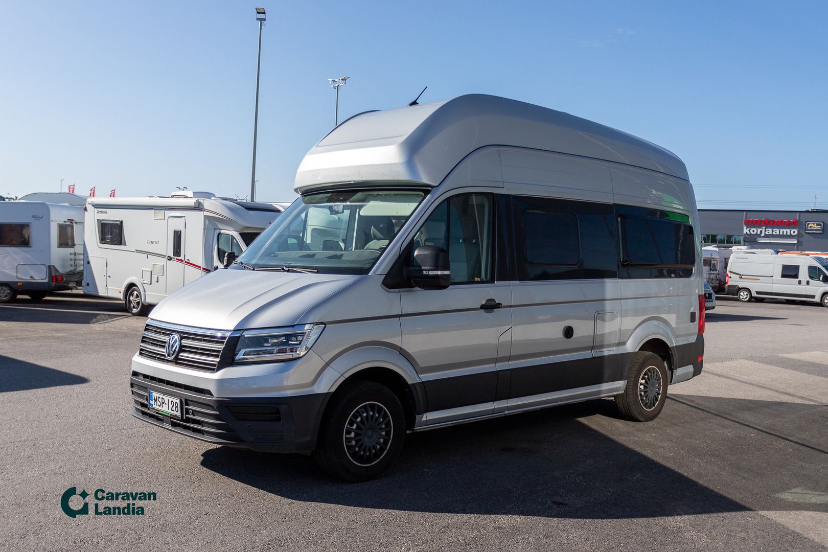 Volkswagen Grand California 2.0 TDI 180 hv ** TRUMA (KAASU/SÄHKÖ), PARIVUODE, VETOKOUKKU **, kuva 5