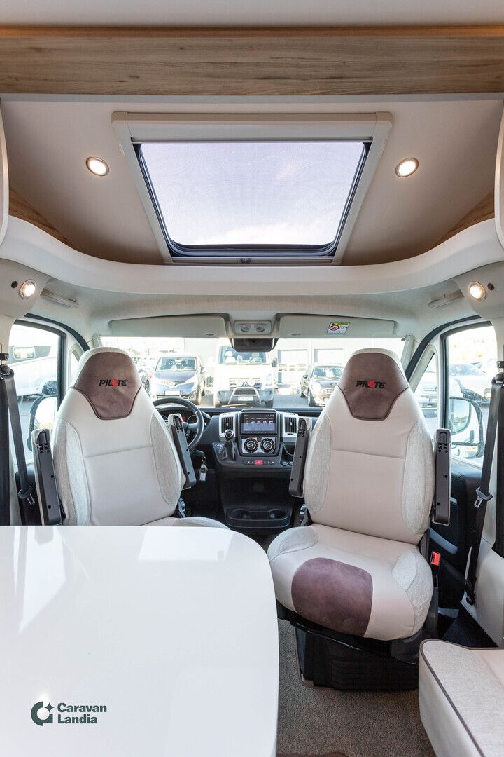 Pilote P740 Sensation 2.3 Mjet 140 hv ** ALDE, ERILLISVUOTEET, AURINKOPANEELI, AUTOMAATTI **, kuva 11