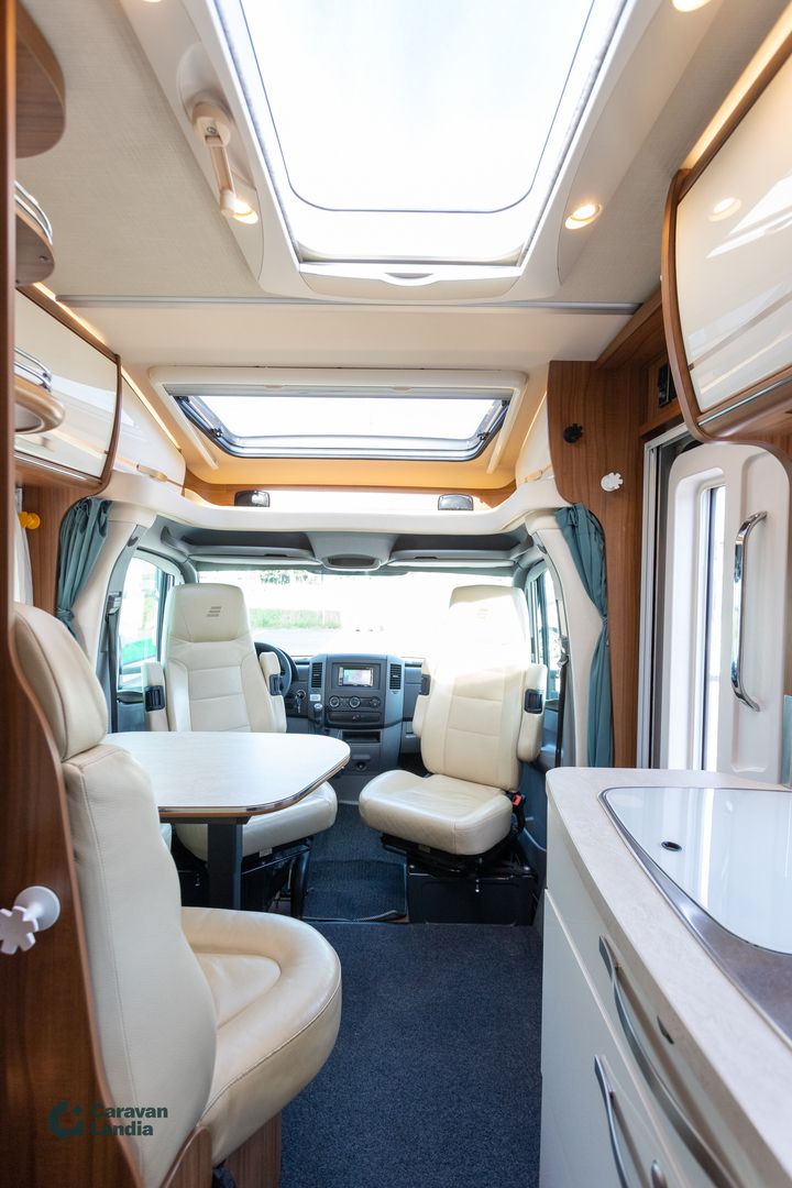 Hymer ML-T 580 316 CDI RWD 163hv **TAKAVETO, 2xAURINKOPANEELI, ERILLISVUOTEET, MARKIISI, 3xHUPIAKKU**, kuva 19