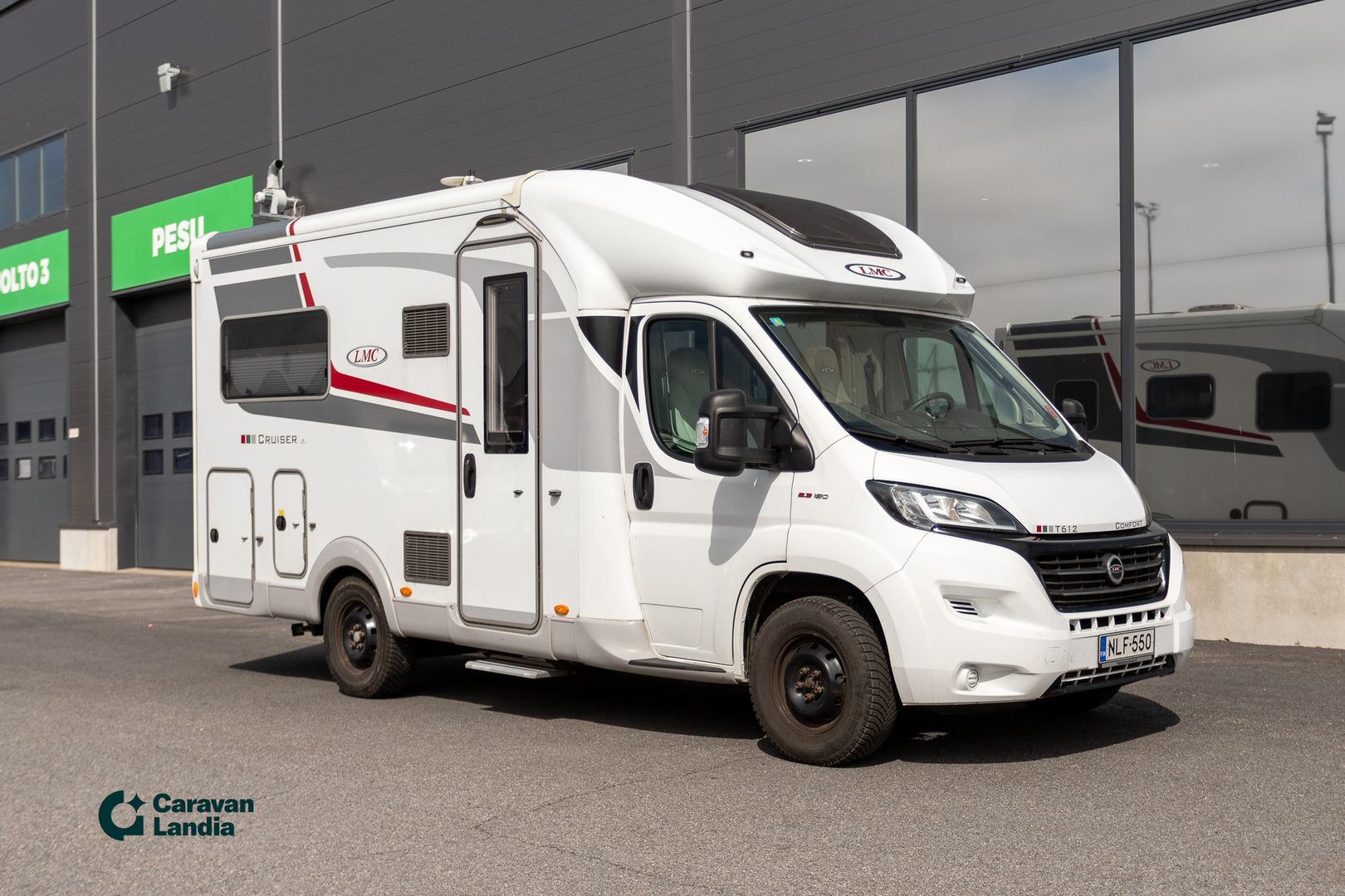 Lmc T612 Cruiser Comfort 2.3 Mjet 150hv **ALDE(KAASU/SÄHKÖ), AURINKOPANEELI, HUBBET-LASKUVUODE **, kuva 1