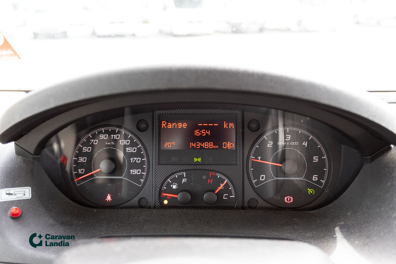 Lmc T612 Cruiser Comfort 2.3 Mjet 150hv **ALDE(KAASU/SÄHKÖ), AURINKOPANEELI, HUBBET-LASKUVUODE **, kuva 23