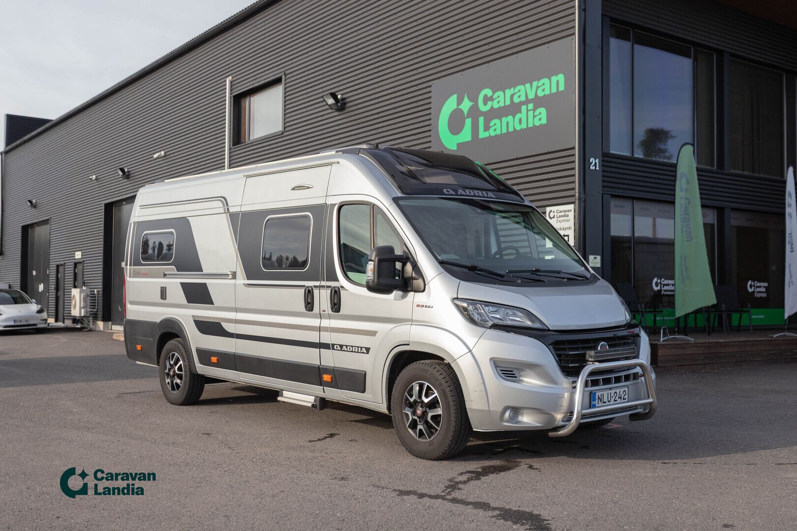 Adria Twin 640 SLB Supreme 2.3 Mjet 160hv ** AUTOMAATTI, ALDE, ERILLISVUOTEET **, kuva 1