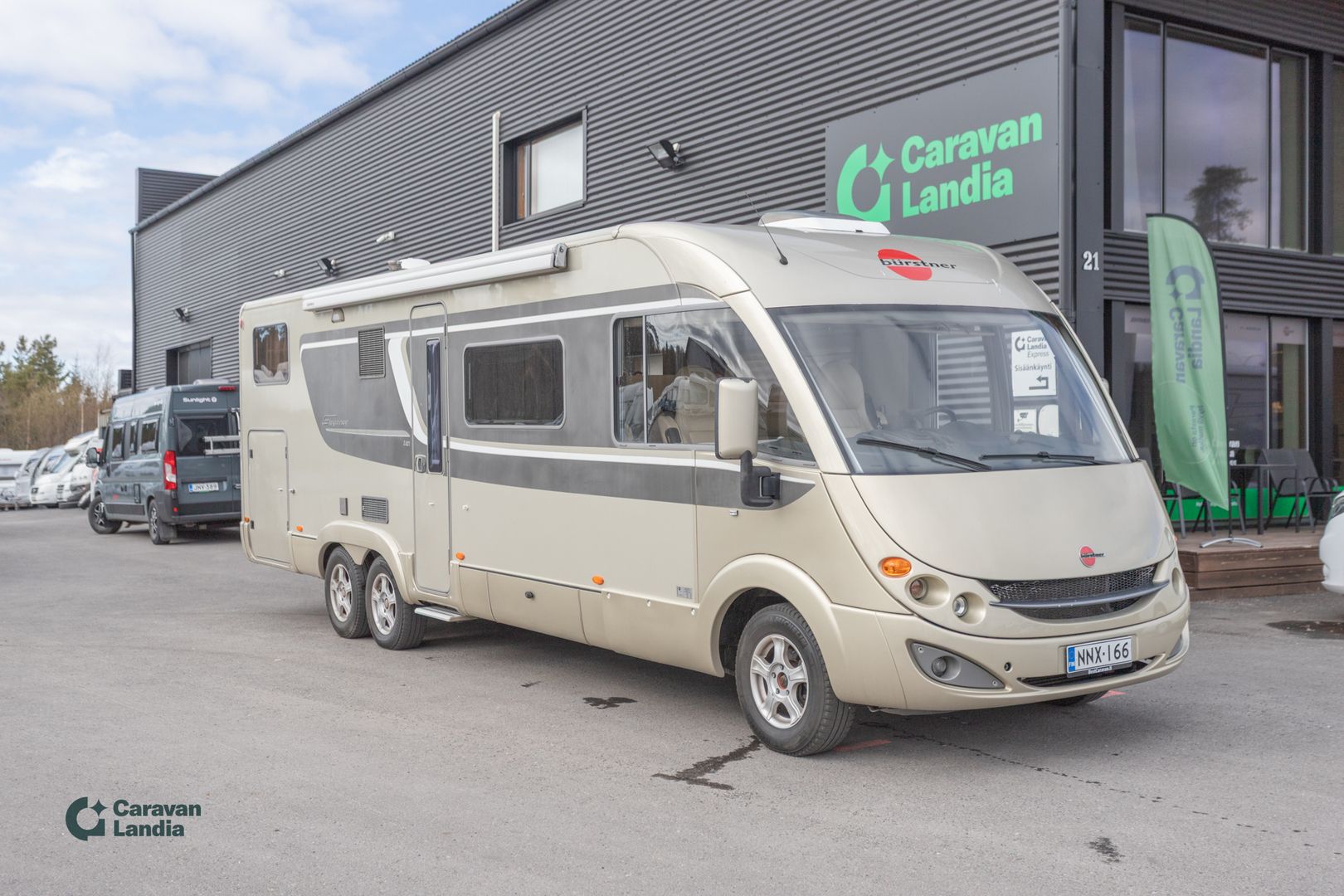 Burstner Elegance i 821 3.0 Mjet 160hv ** ALDE, AURINKOPANEELI, NAHAT **, kuva 1