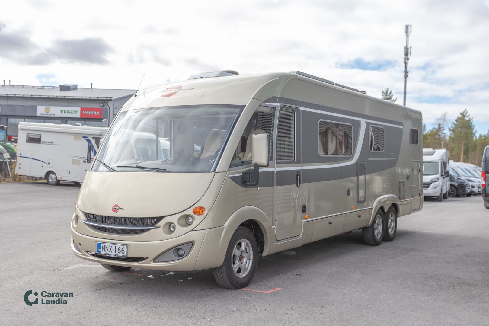 Burstner Elegance i 821 3.0 Mjet 160hv ** ALDE, AURINKOPANEELI, NAHAT **, kuva 5