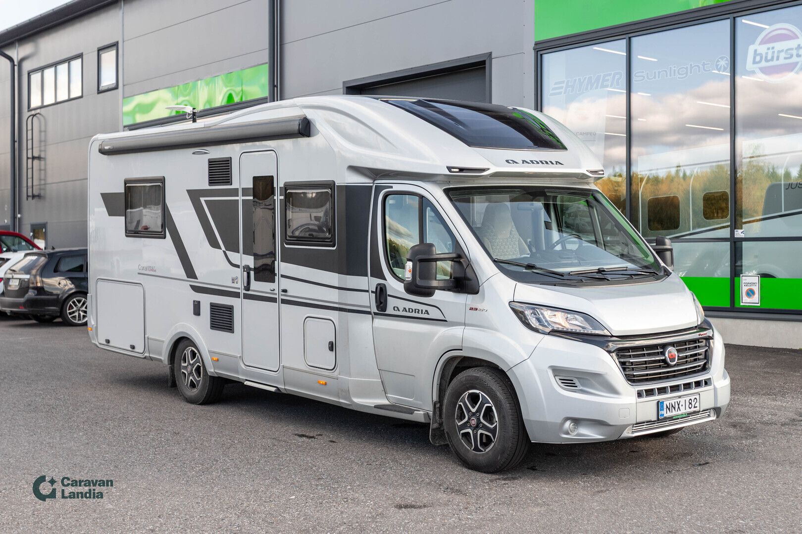 Adria Coral Supreme 670 SLT 2.3 Mjet 160hv ** ALDE, ERILLISVUOTEET, TAKA-WC **, kuva 1