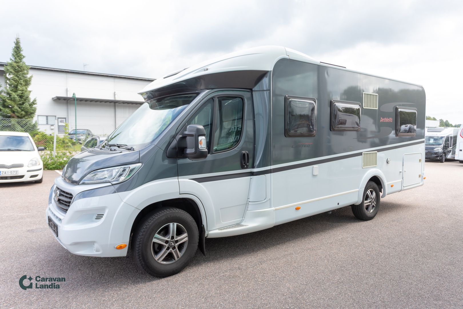 Dethleffs MAGIC EDITION T1 2.3 Mjet 130hv ** ERILLISVUOTEET, AURINKOPANEELI, INVERTTERI, KOUKKU **, kuva 5