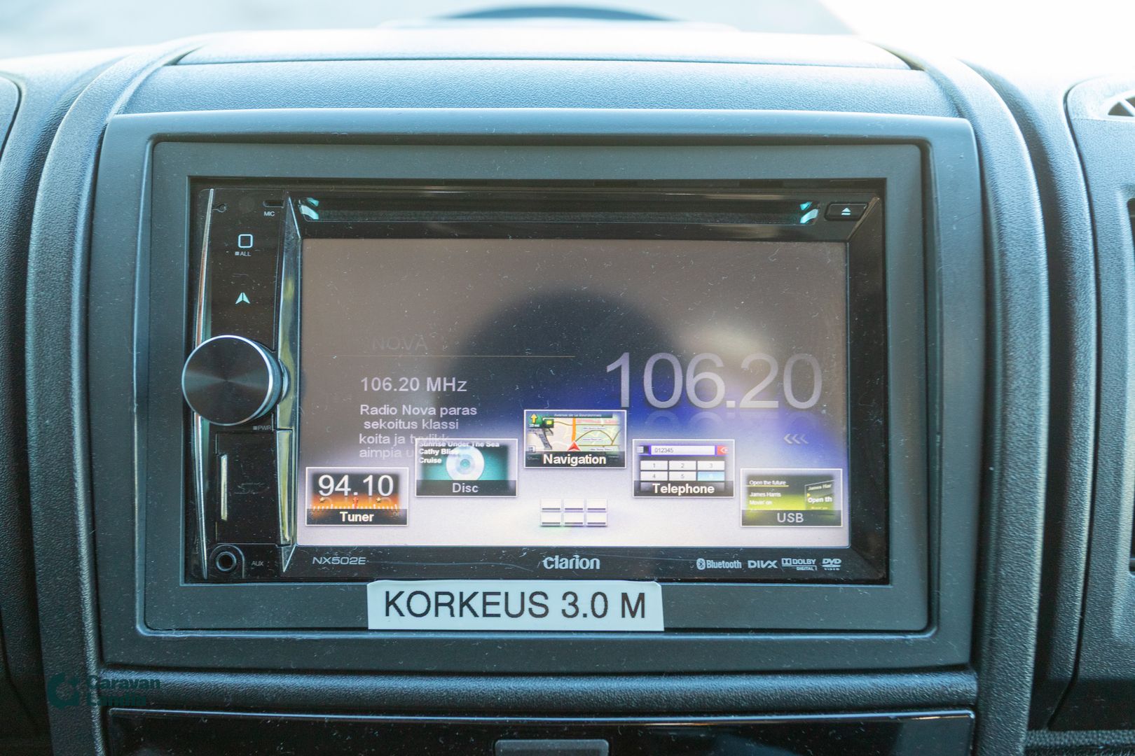 Carado T 345 2.3 Mjet 130hv ** TRUMA-SÄHKÖPATRUUNA, PITKITTÄINEN-PARIVUODE, MARKIISI **, kuva 22