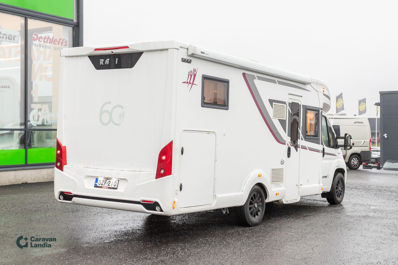Rapido 666F 2.3 Mjet 140hv ** TRUMA-SÄHKÖPATRUUNA, ERILLISVUOTEET, SÄHKÖ-HUBBET, MARKIISI **, kuva 3