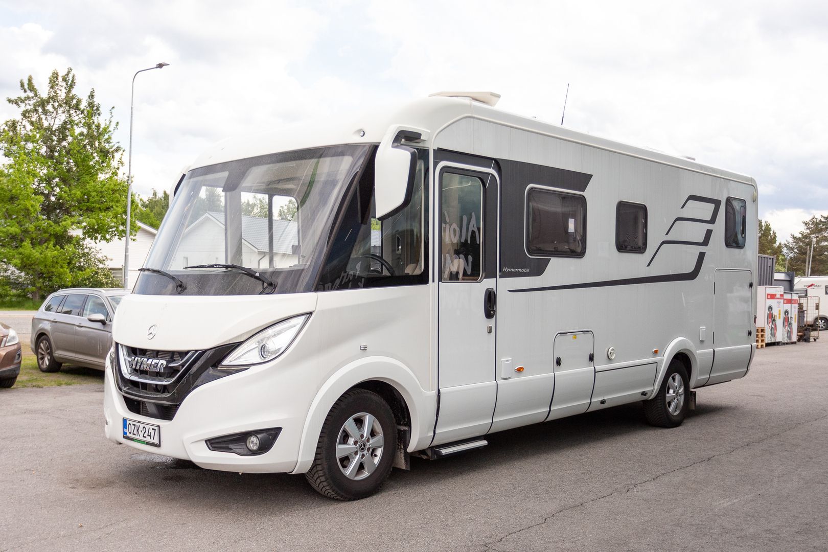 Hymer B-MasterLine I 780 414 CDI 177hv ** ALDE, ERILLISVUOTEET, HUBBET-YLÄVUODE, 2X ILMASTOINTI **, kuva 5