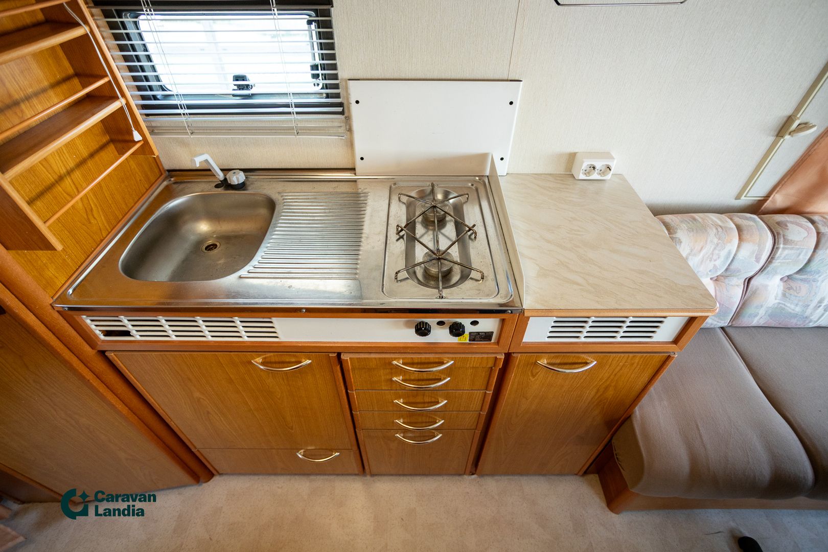 Solifer Goldie 580 ** NESTEKIERTOLÄMMITYS, YLÄVUODE, SIVUKEITTIÖ **, kuva 11