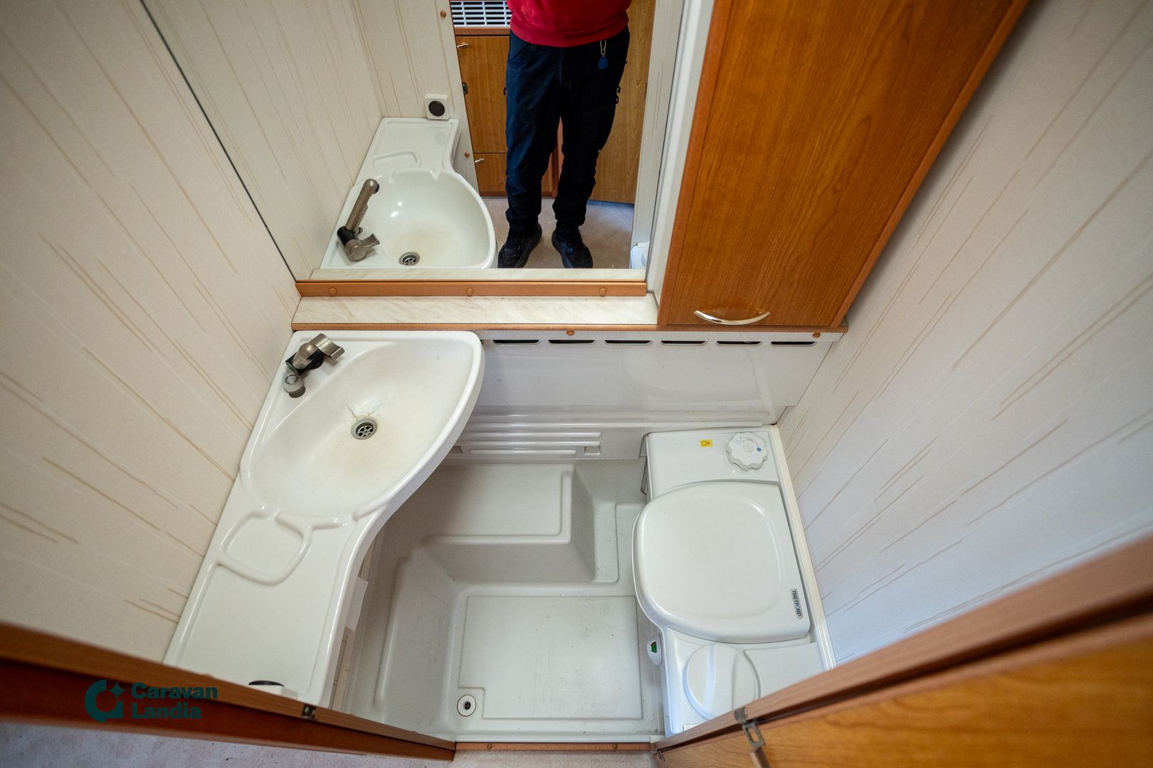 Solifer Goldie 580 ** NESTEKIERTOLÄMMITYS, YLÄVUODE, SIVUKEITTIÖ **, kuva 15