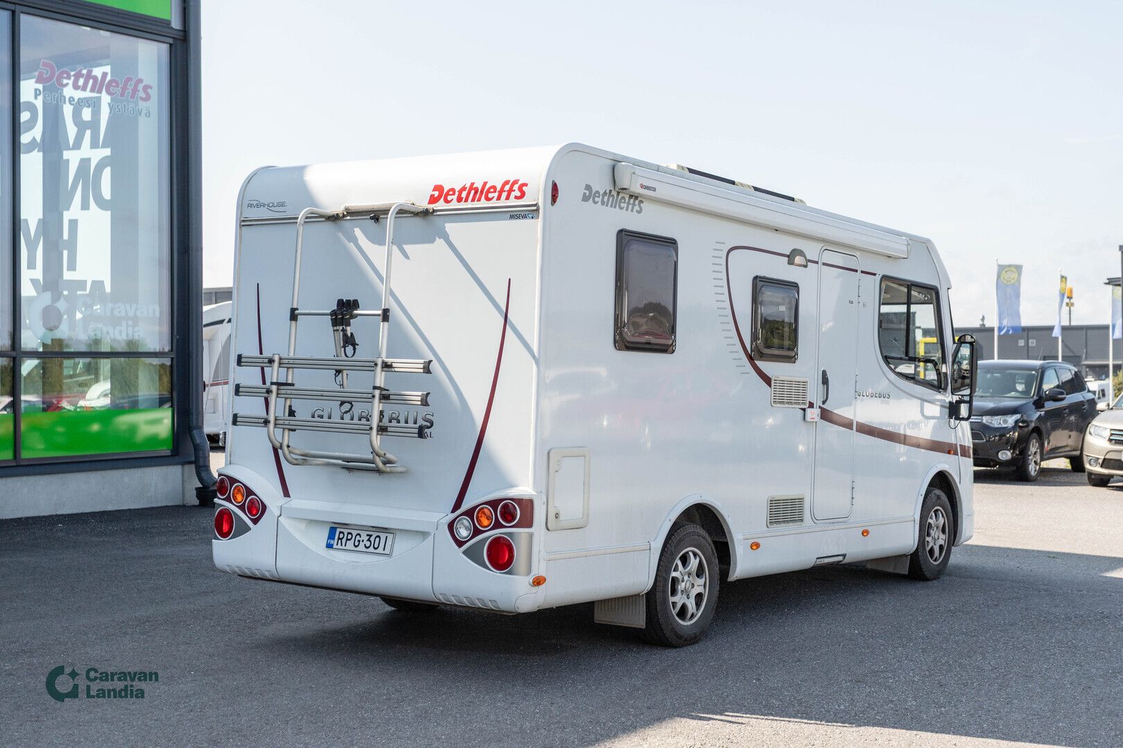 Dethleffs Globebus I 002 2.3 Mjet 130 hv ** TRUMA-SÄHKÖPATRUUNA, PARIVUODE, AURINKOPANEELI **, kuva 3