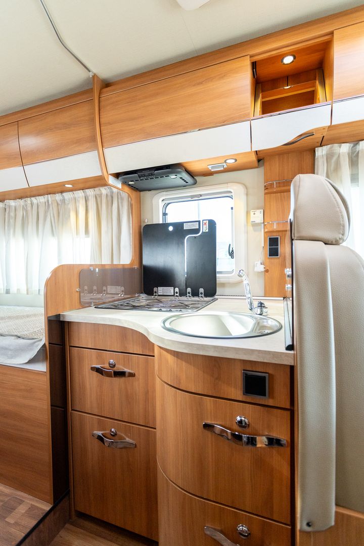 Hymer T 668CL 2.3 Mjet 150 hv ** TRUMA-SÄHKÖPATRUUNA, TODELLA HIENO, ERILLISVUOTEET **, kuva 13