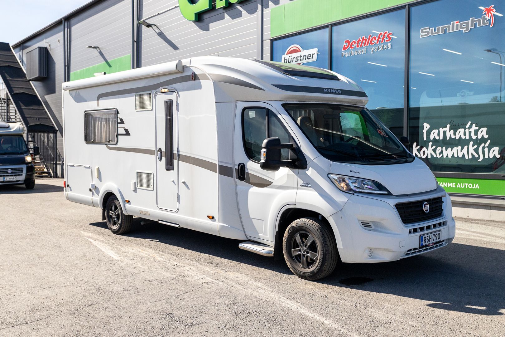 Hymer T 668CL 2.3 Mjet 150 hv ** TRUMA-SÄHKÖPATRUUNA, TODELLA HIENO, ERILLISVUOTEET **, kuva 1