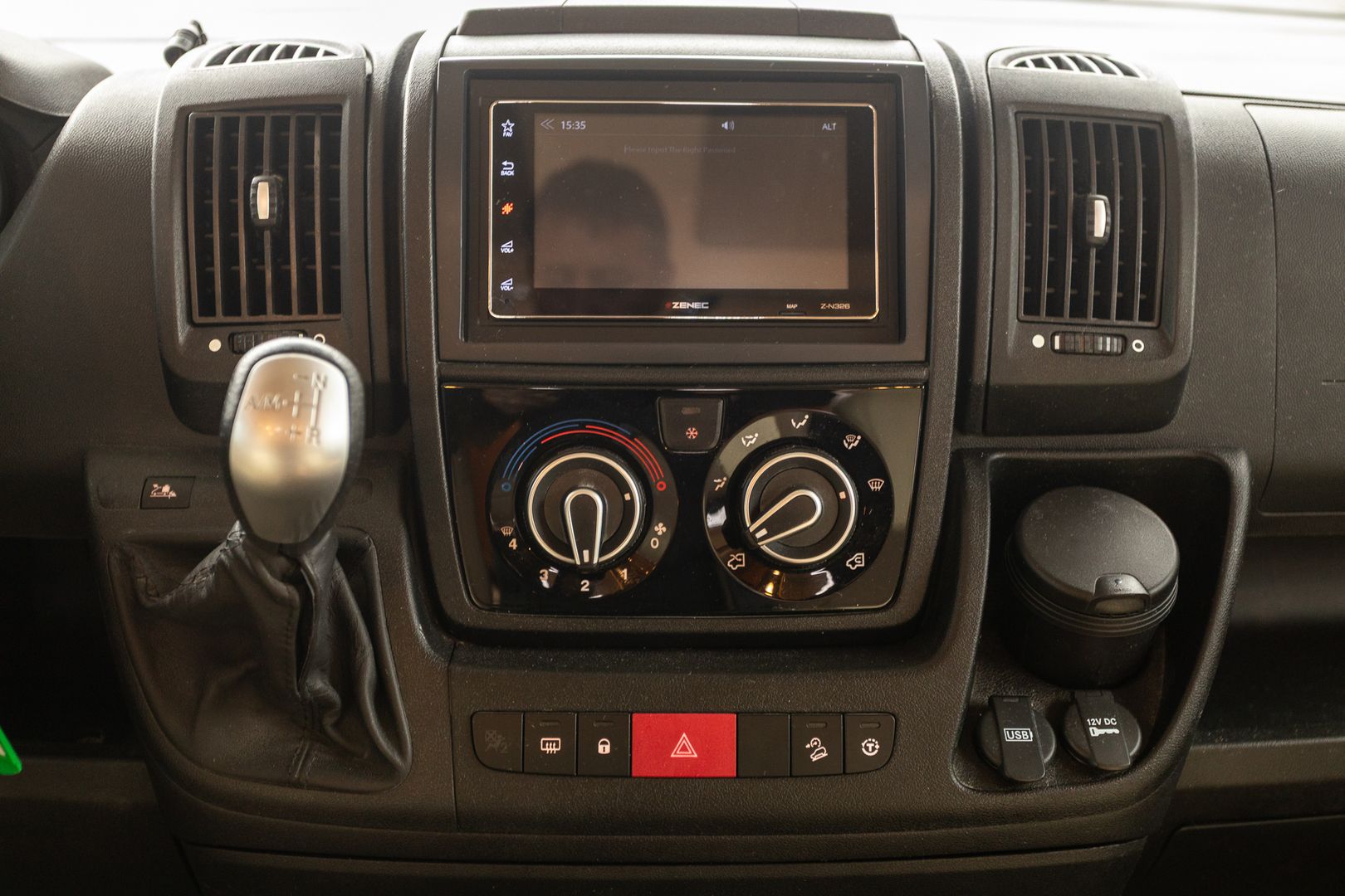 Rapido Distinction i80 2.3 Mjet 150hv ** AUTOMAATTI, 2XILMASTOINTI, SAAREKEVUODE **, kuva 25