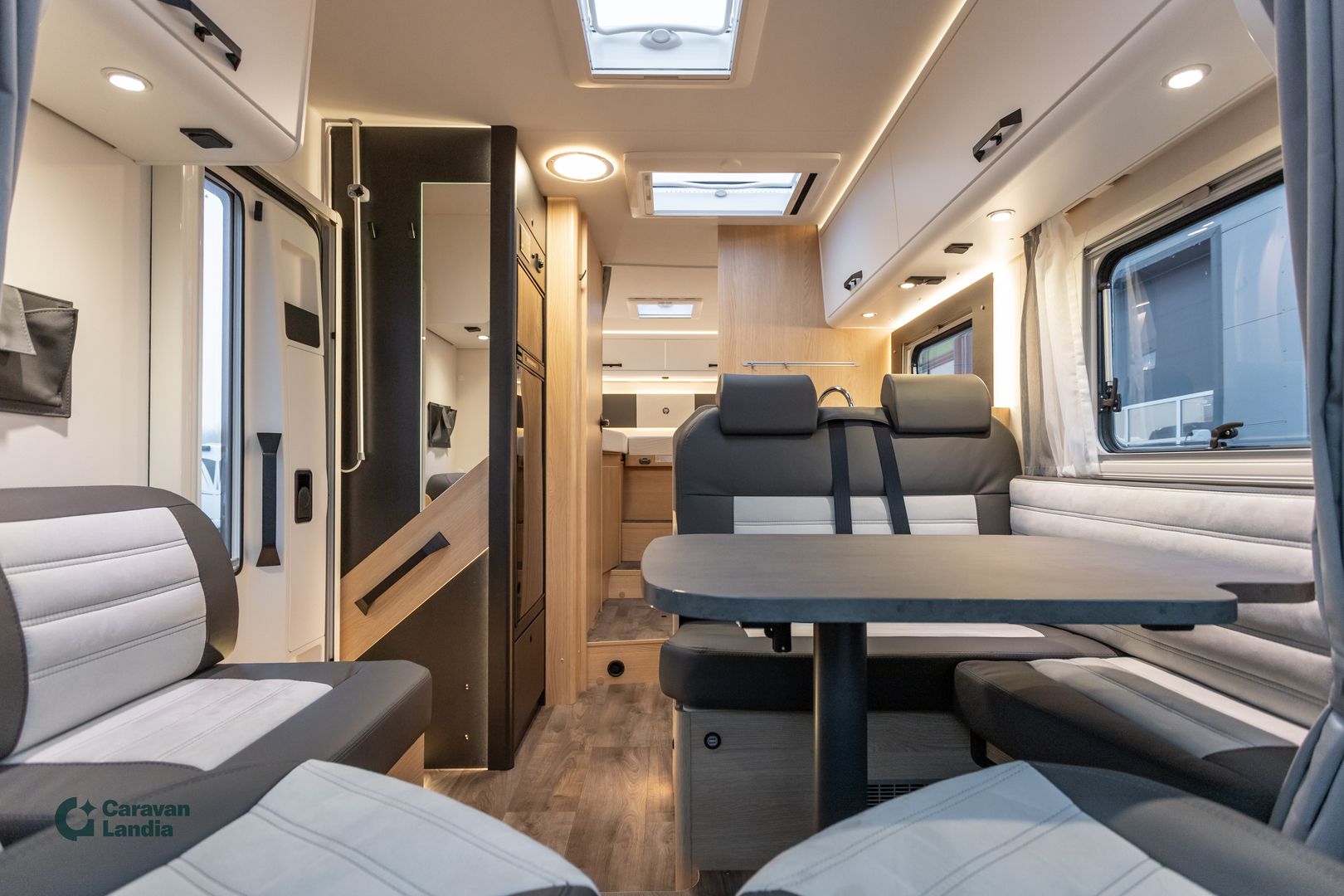 Sunlight T68 Adventure Edition 2.2 Mjet 140hv ** TRUMA, ERILLISVUOTEET, AUTOMAATTI **, kuva 7