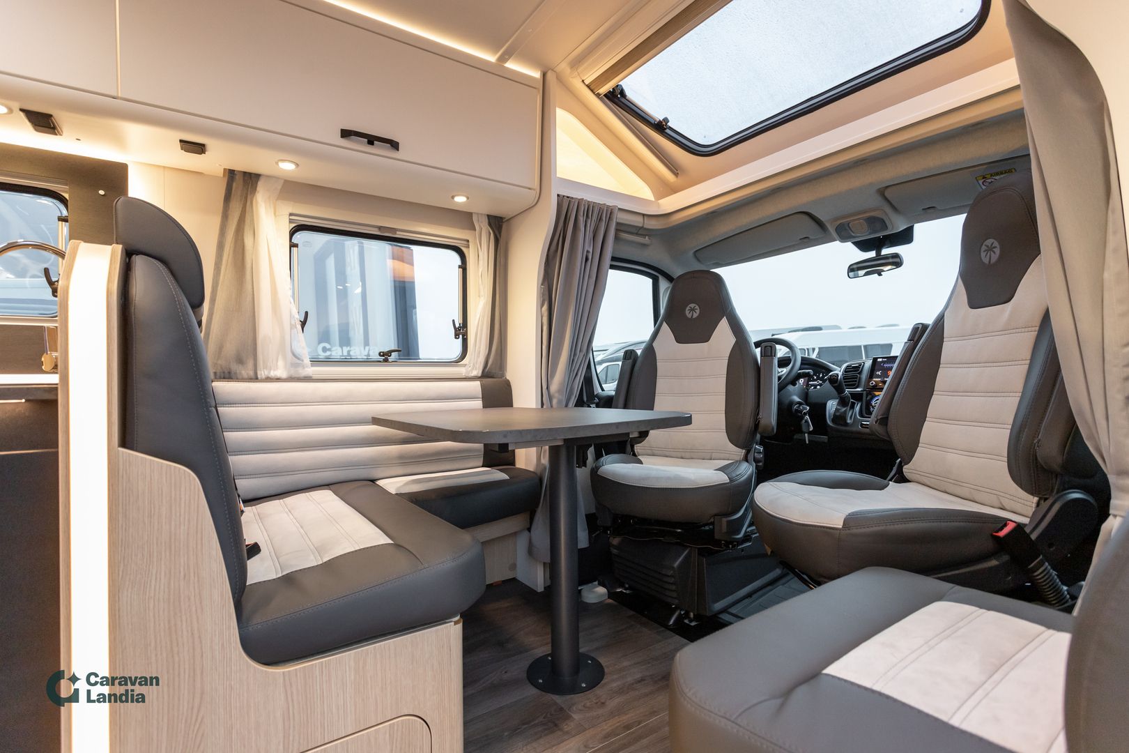 Sunlight T68 Adventure Edition 2.2 Mjet 140hv ** TRUMA, ERILLISVUOTEET, AUTOMAATTI **, kuva 8