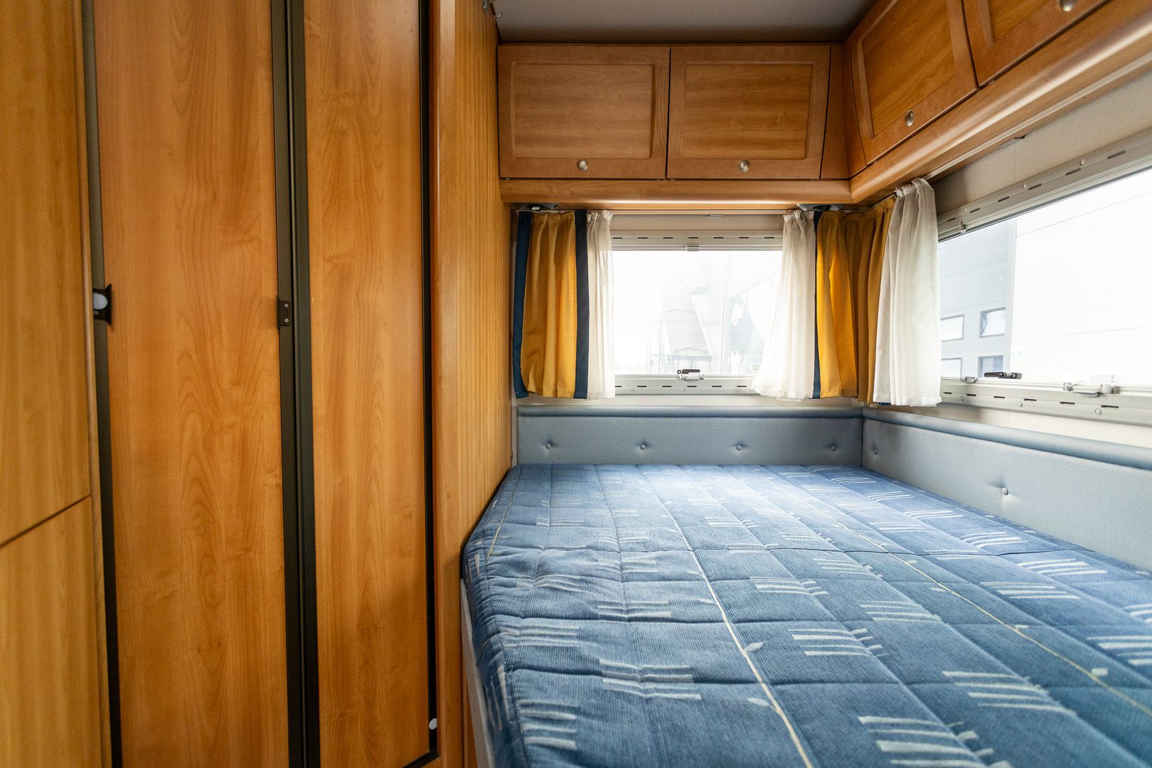 Knaus Sun Traveller Ti 605 L 2.8 JTD 115hv ** ALDE (KAASU/SÄHKÖ) PITKITTÄINEN PARIVUODE, AJ VAIN 97TKM **, kuva 18