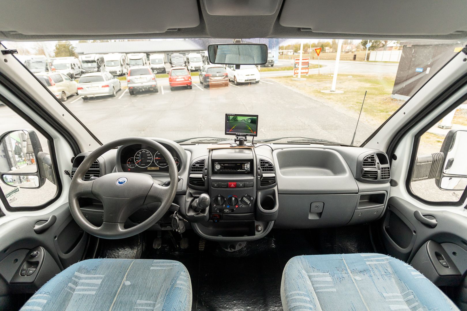 Knaus Sun Traveller Ti 605 L 2.8 JTD 115hv ** ALDE (KAASU/SÄHKÖ) PITKITTÄINEN PARIVUODE, AJ VAIN 97TKM **, kuva 7