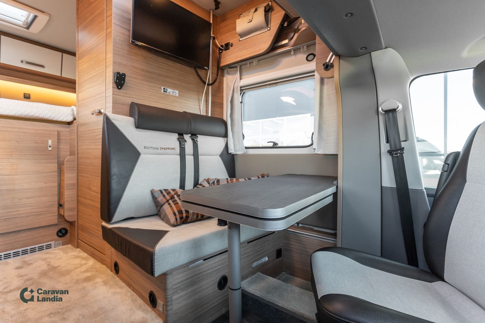 Weinsberg X-Cursion 500 MQ 2.0 TDI 150hv ** TRUMA, PARIVUODE, YLÄVUODE, AUTOMAATTI **, kuva 10