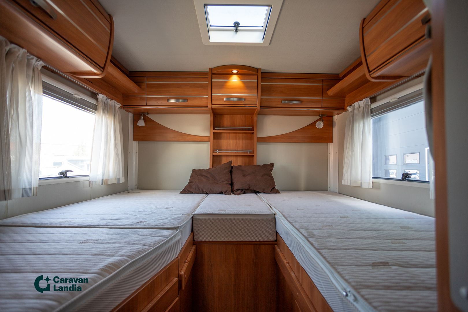 Hymer Exsis-t 588 2.3 Mjet 150hv ** TRUMA-SÄHKÖPATRUUNA, ERILLISVUOTEET, AURINKOPANEELI **, kuva 18
