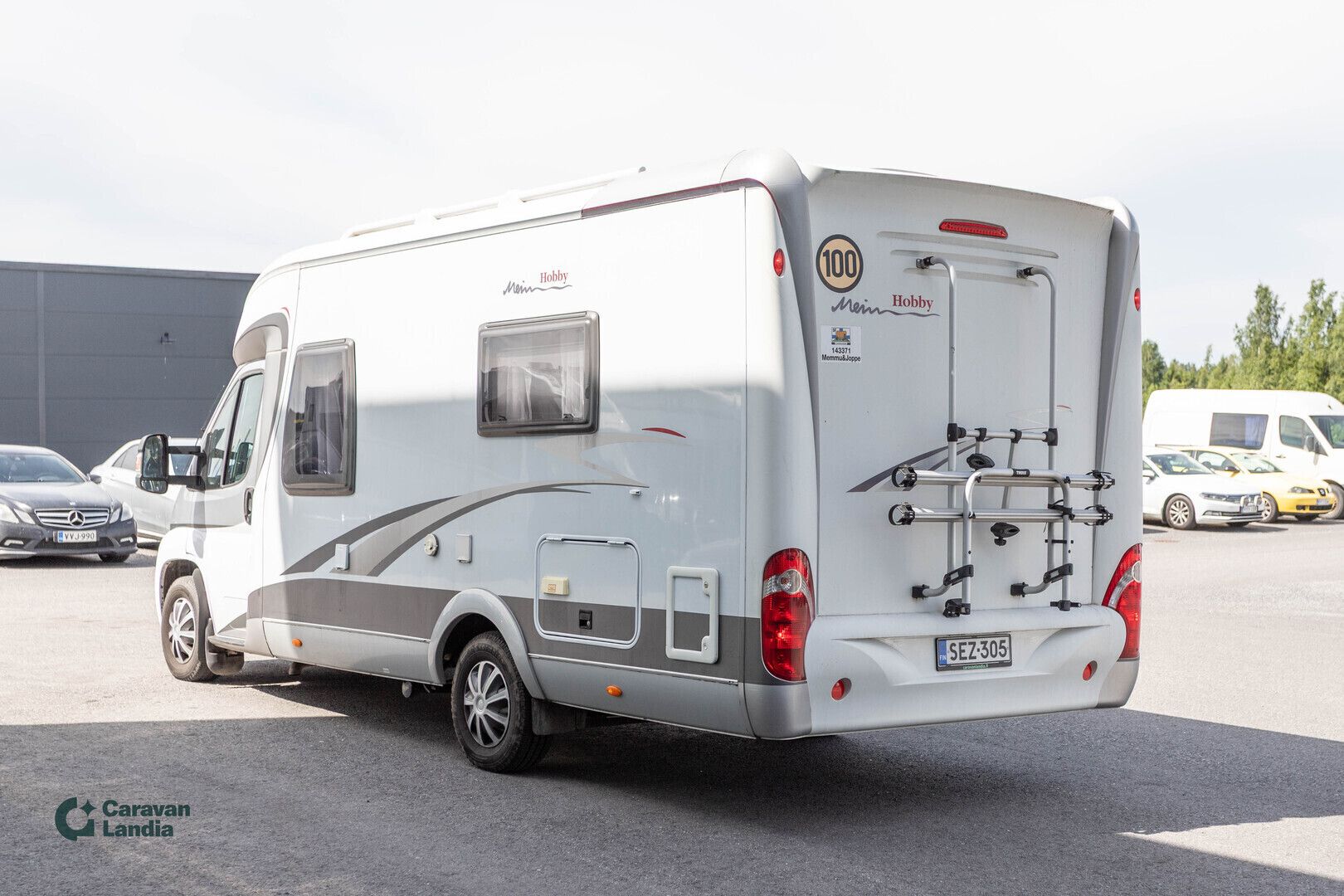 Hobby D 650 ES 2.3 Mjet 130hv ** TRUMA-SÄHKÖPATRUUNA, ERILLISVUOTEET, TAKA-WC **, kuva 4