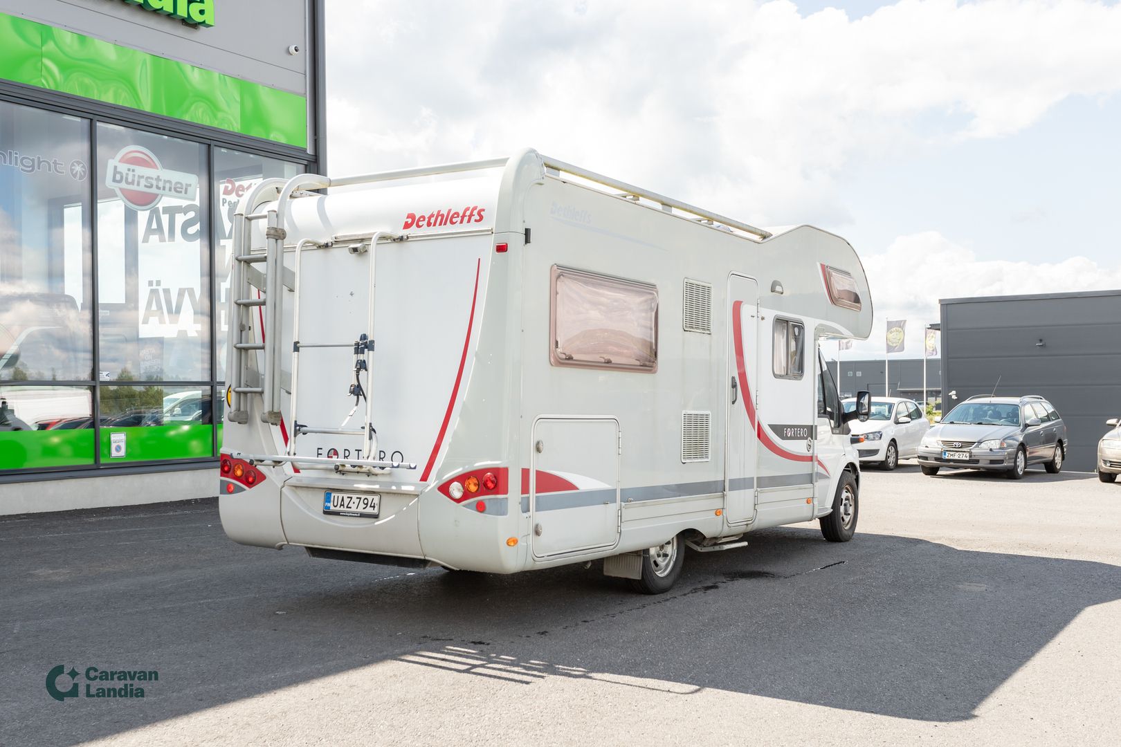 Dethleffs Fortero A6945 2.4 TDCi 140hv **PITKITTÄINEN-PARIVUODE, LATTIALÄMMITYS, ILMASTOINTI, P.KAMERA**, kuva 3