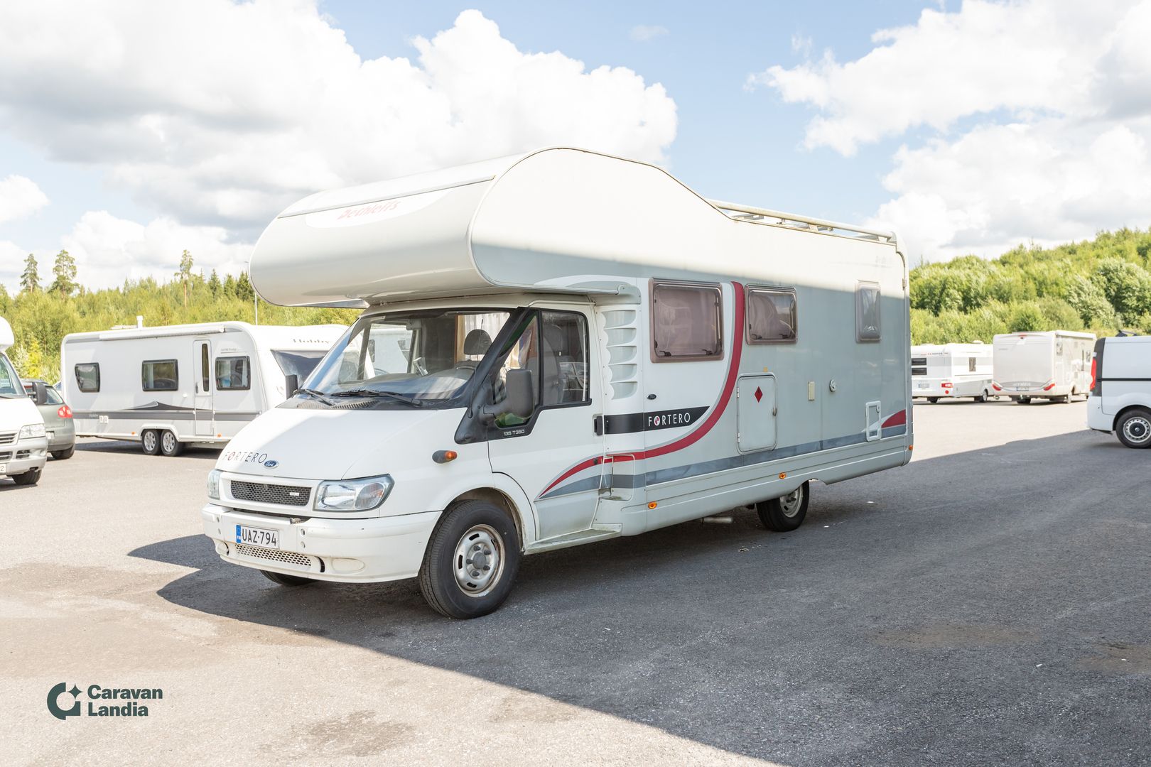 Dethleffs Fortero A6945 2.4 TDCi 140hv **PITKITTÄINEN-PARIVUODE, LATTIALÄMMITYS, ILMASTOINTI, P.KAMERA**, kuva 5