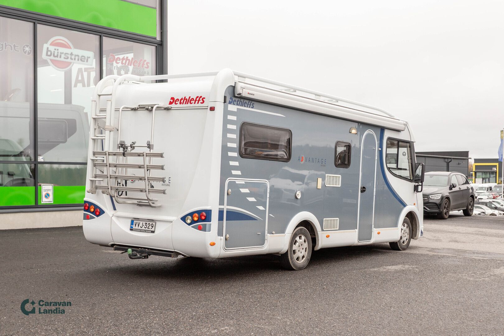 Dethleffs ADVANTAGE I 6611 3.0 Mjet 160 hv ** ALDE, MATALAT ERILLISVUOTEET, LATTIALÄMMITYS, VETOKOUKKU **, kuva 3