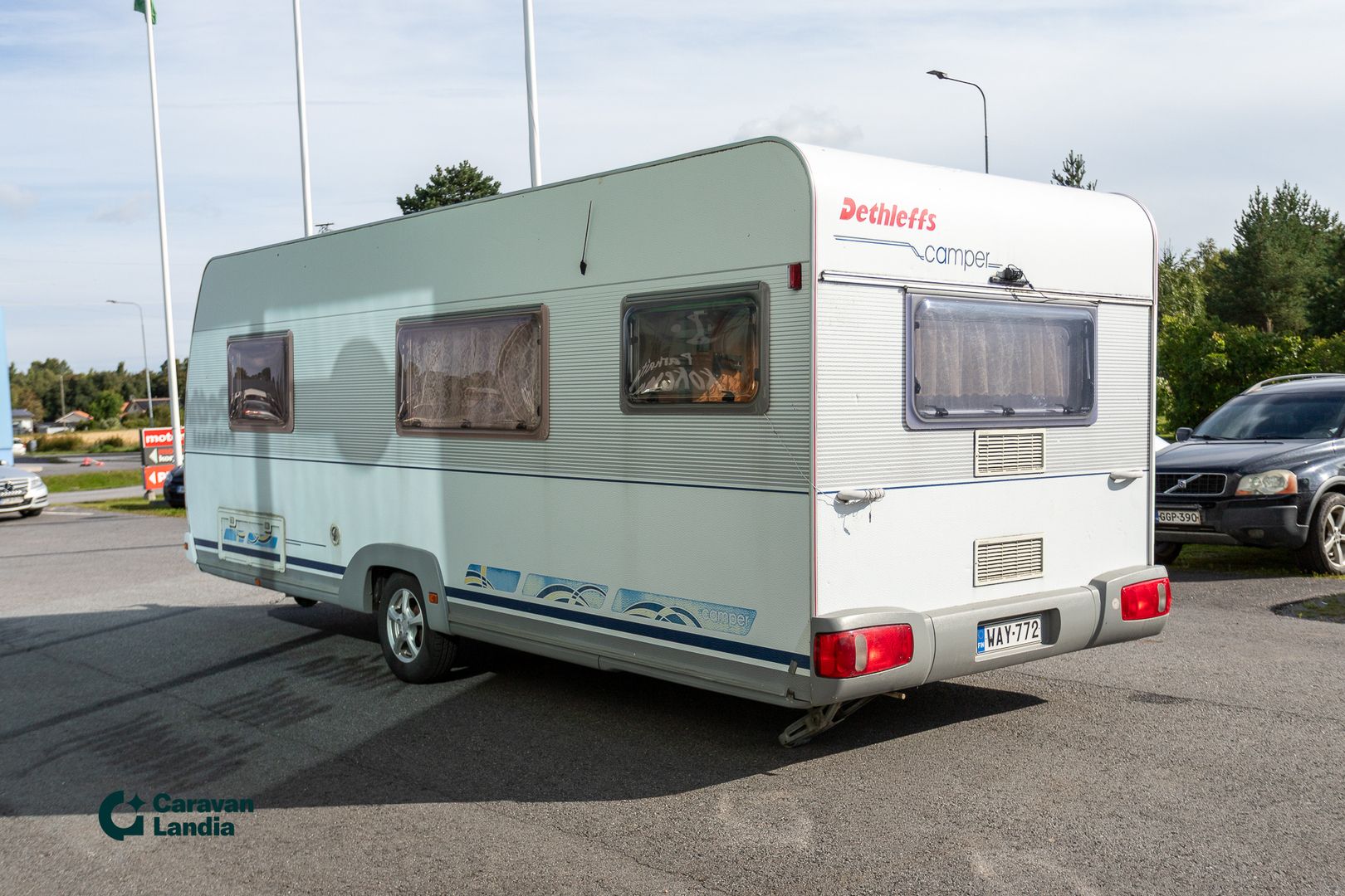 Dethleffs Camper 540 ** ALDE(KAASU/SÄHKÖ), INVERTTERI, PARIVUODE PITKITTÄIN **, kuva 4
