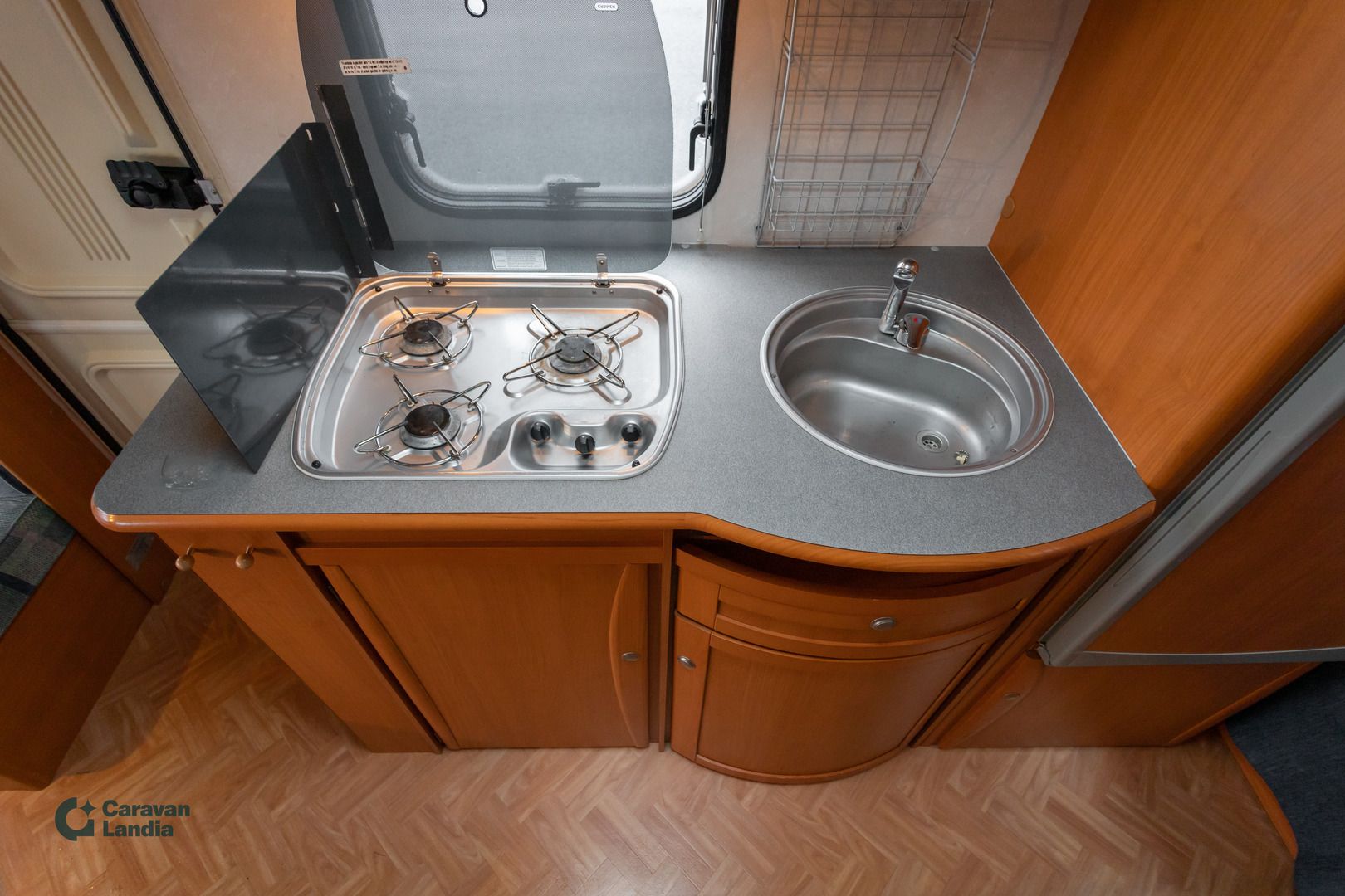 Adria C 613 UL ** ALDE, ERILLISVUOTEET, ISO PÖYTÄRYHMÄ **, kuva 11