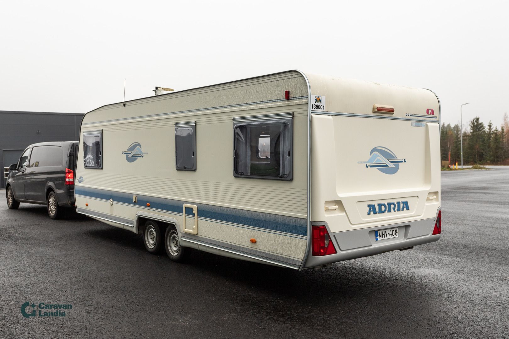 Adria C 613 UL ** ALDE, ERILLISVUOTEET, ISO PÖYTÄRYHMÄ **, kuva 4
